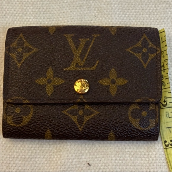 Vintage Louis Vuitton card holder - Picture 2 of 8